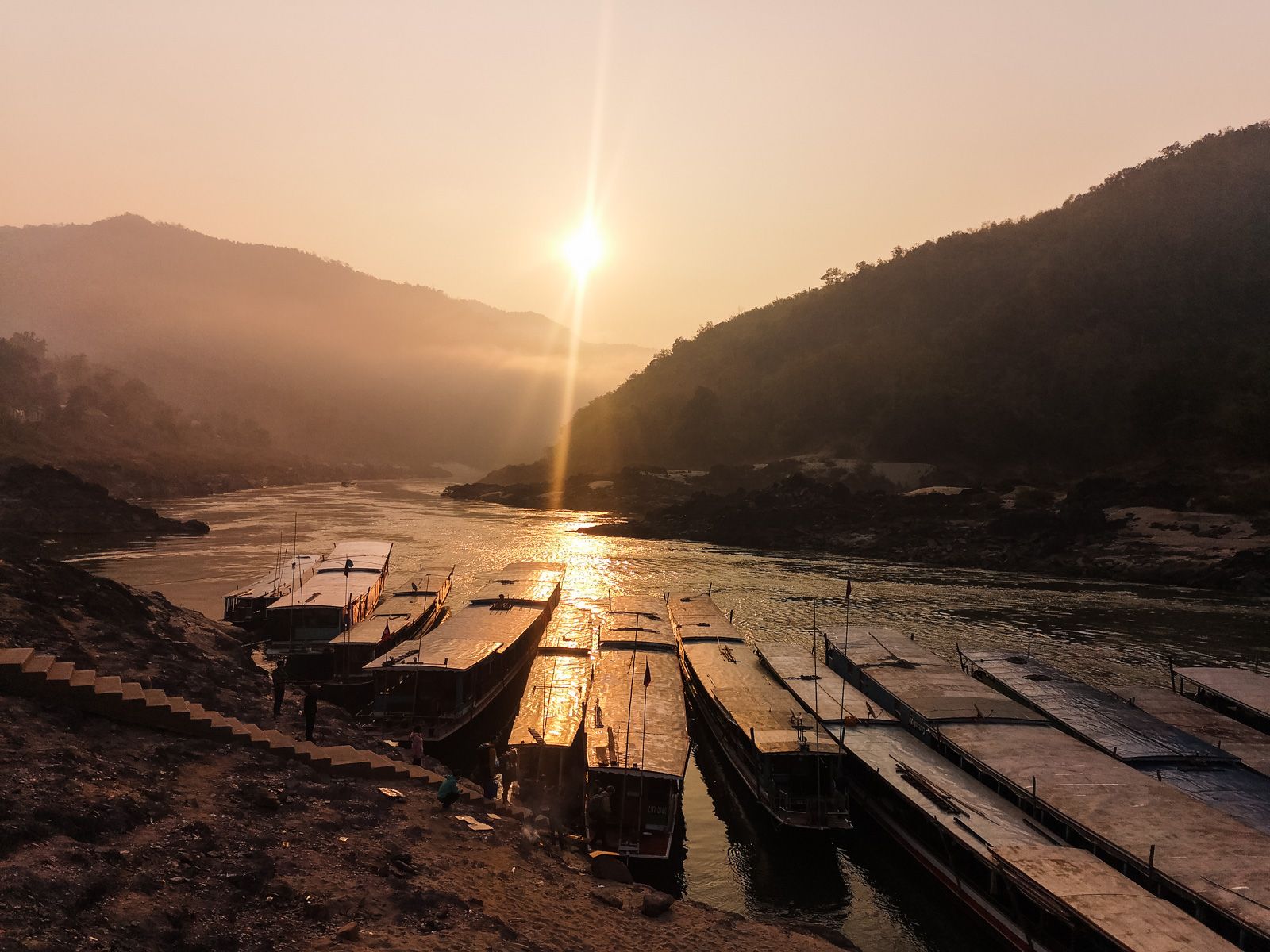 Là-bas au Laos